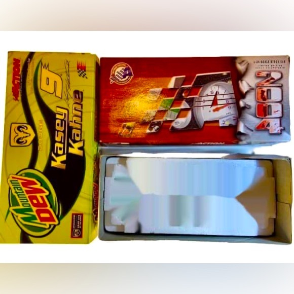 Kasey Kahne 2004 #9 MOUNTAIN DEW Dodge Intrepid 1:24 Nascar ORIGINAL BOX ONLY - Picture 3 of 9